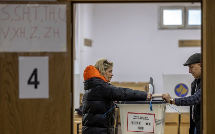 У Косові проходять парламентські вибори, вже треті за півтор