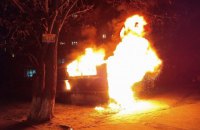 У Києві на місці будівництва супермаркету на Чорнобильській виникла пожежа