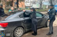 Рецидивістка ввозила в Україну прекурсори під виглядом прального порошку, – СБУ