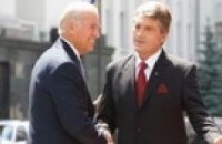 Ющенко встретил Байдена