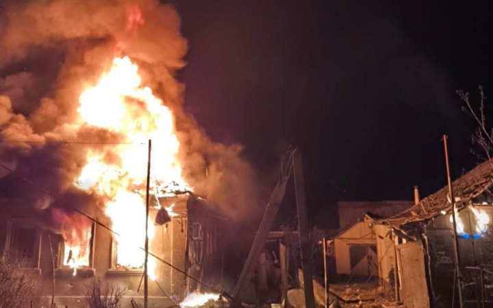 Війська РФ атакували дронами Миколаїв: пошкоджена житлова інфраструктура