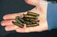 У Києві біля Центрального вокзалу чоловік знайшов бойові патрони