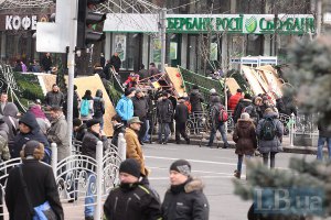 На Майдане не будет ни елки, ни катка