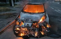 Росіяни атакували Херсон: зруйновано АЗС і навчальний заклад, є жертви