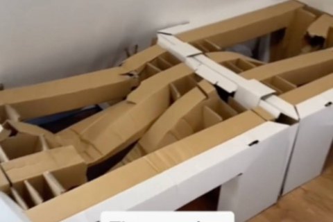 Девять израильских бейсболистов сломали антисекс-кровать в олимпийской деревне