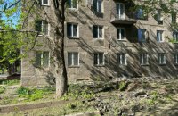 В Донецкой области обстрелы продолжаются практически по всей линии фронта, сегодня уже погибли двое гражданских