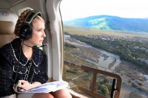 Ющенко в полетах заказывал диетическую гречку, а Тимошенко – чай с бергамотом 