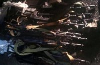 Контрактник ВМС купив 12 автоматів для застосування на Майдані в Києві, - Матіос