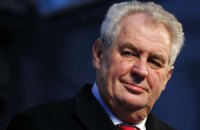 Чехи зажадали відставки президента через його проросійську політику