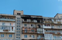 Досі не відновили дах будинку на Березняках, пошкоджений ударом дрона в березні 2025 року