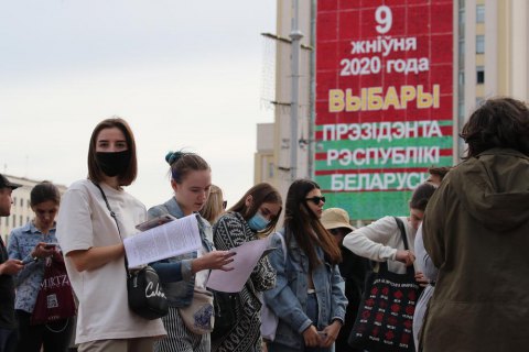 В Беларуси руководителя штаба оппонента Лукашенко задержали второй раз за три дня 
