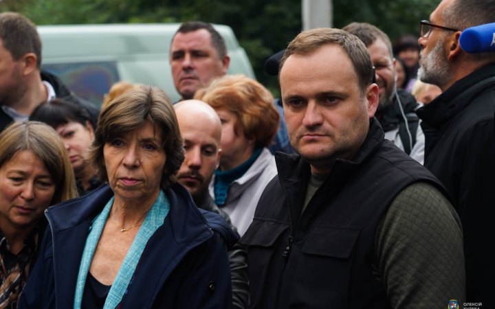 ​Франція допоможе з відбудовою військового містечка в Гостомелі на Київщині, - Кулеба