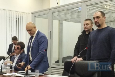 Суд перенес рассмотрение дела по пяти экс-беркутовцам на лето