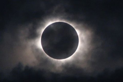 На следующей неделе можно будет увидеть редкое лунное затмение