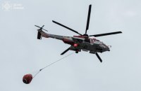 ДСНС почало залучати авіацію для гасіння пожеж в Києві через велику кількість локацій і площу загоряння внаслідок атак