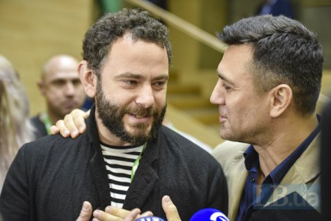 В праймериз "Слуги народа" для выдвижения в мэры Киева принимают участие четыре нардепа