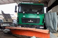 У Новомосковську на Дніпропетровщині внаслідок атаки ворога потрощена майже вся комунальна техніка (оновлено)