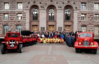 Кличко вручил киевским спасателям благодарности