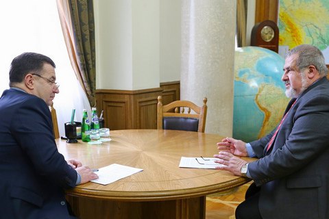 Полторак предложил крымским татарам с Чонгара вступить в морпехи