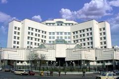 КС будет решать судьбу политреформы в прямом эфире