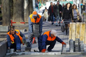 Порошенко и Жеваго дадут денег на ремонт центра Киева