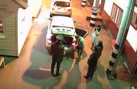 Россиянка с сожителем пыталась провезти в Украину свою мать в багажнике автомобиля