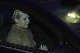Тимошенко отпустили с допроса...до завтра