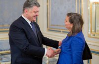 Нуланд встретилась с Порошенко (обновлено)