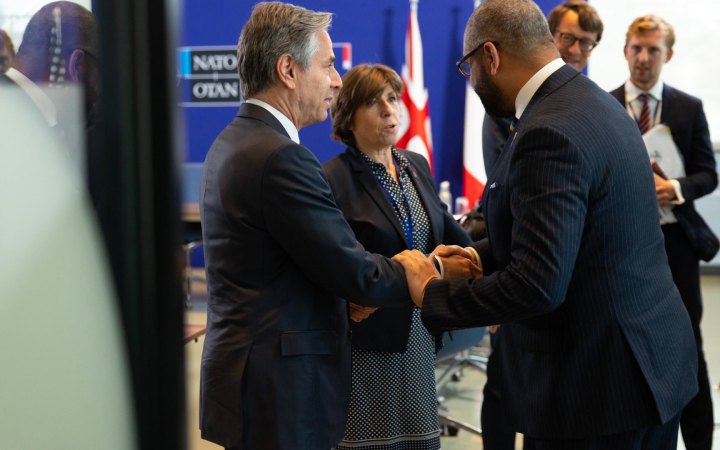 Блінкен і міністри закордонних справ Франції, Німеччини і Великобританії обговорили підтримку України