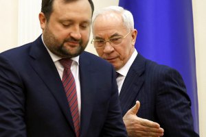США ввели санкции против Арбузова и Азарова