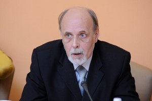 При нынешней Конституции парламентское большинство значения не имеет, - Гмыря