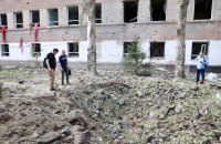 Вночі ворог обстріляв Запоріжжя, постраждали двоє людей