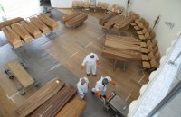 Похоронные бюро в Испании бастуют из-за ковида, - ВВС