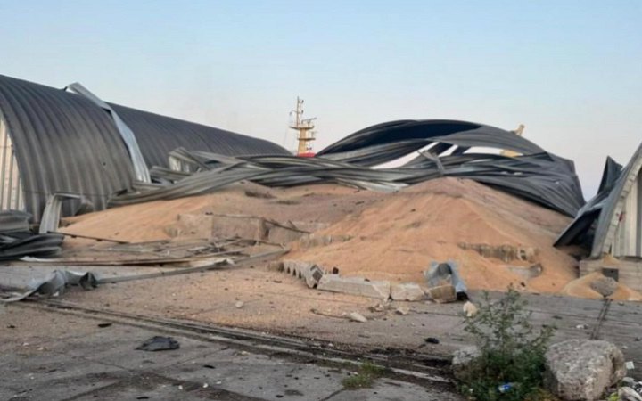 Після виходу з зернової угоди Росія знищила 280 тис. тонн українського зерна, - The Financial