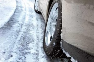 В Киеве поставлен рекорд по авариям из-за обледеневших дорог