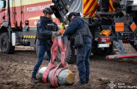 На Чернігівщині сапери ДСНС вилучили бойові частини російських крилатих ракет Х-101