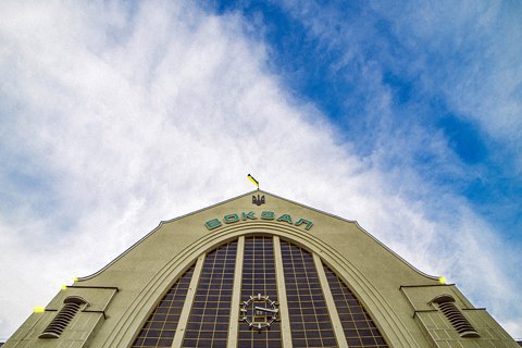 На железнодорожном вокзале в Киеве установят новый эскалатор с сенсором