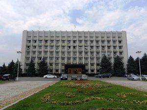Правоохранители проводят обыск в Одесском облсовете (добавлено видео)