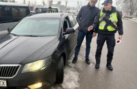 Велика частина водіїв досі пересуваються на літній гумі, - Небитов