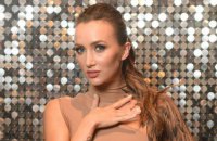 Украинская чемпионка мира по художественной гимнастике продемонстрировала чудеса растяжки в супермаркете