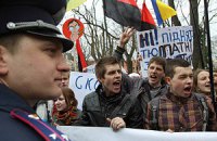 Протесты не прекратятся, пока не будет результативного диалога с властью, - эксперт