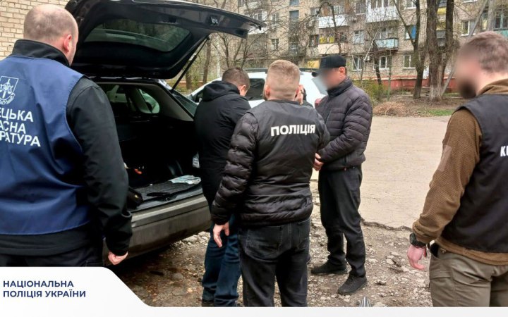 Поліцейські затримали лікаря за оформлення інвалідності за хабар