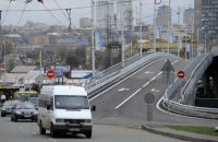 Гройсман: в Украине построят 500 развязок, 500 островков безопасности и 1000 переходов