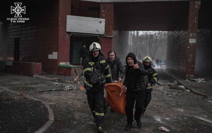 Росія здійснила масований запуск ракет, вибухи лунали у п'яти областях (оновлено)