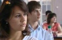 Сегодня выпускники начинают сдавать тесты 