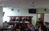 31 депутат готов взять Сиротюка на поруки