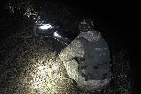 Двое пограничников погибли в результате подрыва у Станицы Луганской