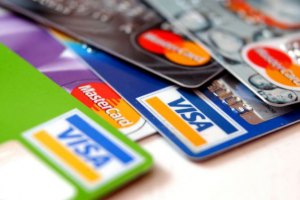 MasterCard вслед за Visa прекратила обслуживание карт в Крыму