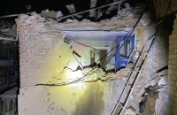 Ворог вночі обстріляв Нікопольщину з важкої артилерії