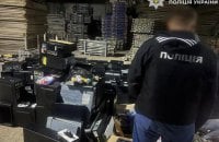  У Луцьку викрили криптошахрайський кол-центр із доходом близько $500 тисяч на місяць